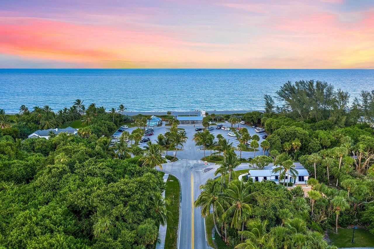 12140 Se Indian River Dr N - Photo 7 of 50