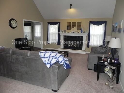 4218 NW 78th St - Photo 2 of 24