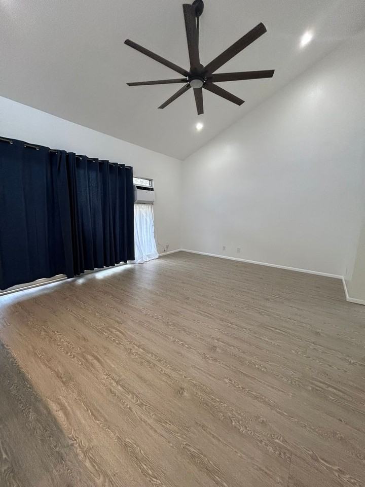 94-521 Makohilani St #1006 - Photo 7 of 15