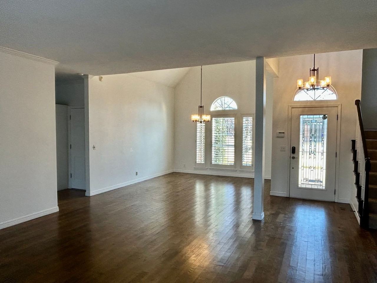 3712 S Orange Cir - Photo 4 of 32