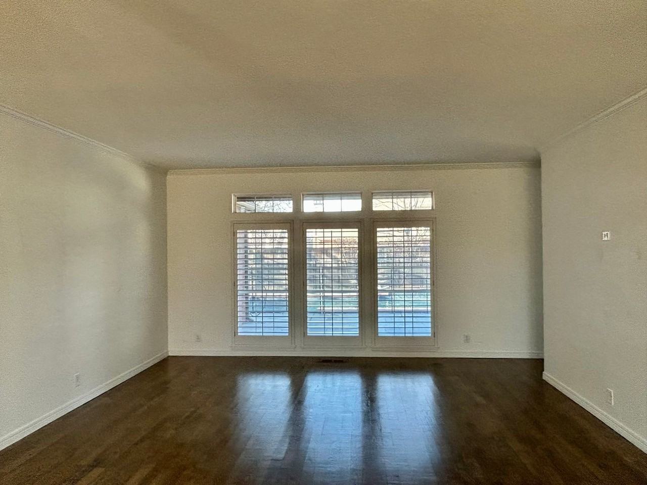 3712 S Orange Cir - Photo 6 of 32