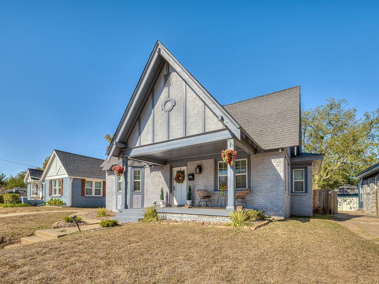 717 Nw 33rd St - Photo 2 of 50