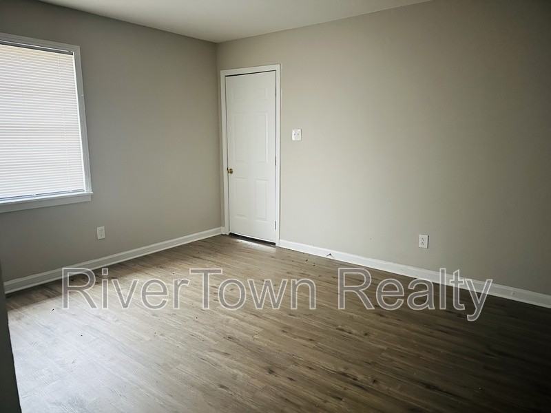 3253 Ford Rd - Photo 5 of 7