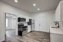 102 S Walnut St - Photo 1 of 1