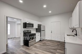 102 S Walnut St - Photo 1 of 1