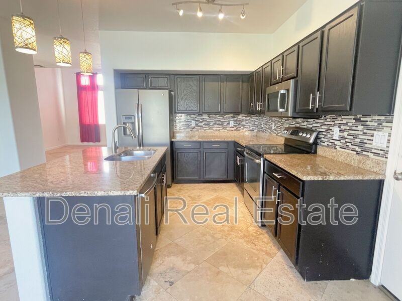 2211 S Harper - Photo 6 of 27