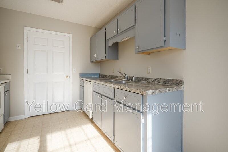 82 Crosby Dr - Photo 7 of 28