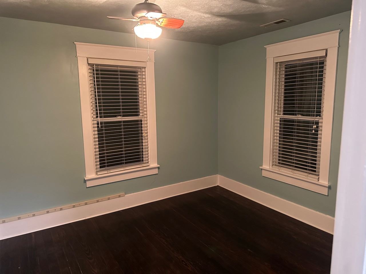 404 S Union St #MAIN - Photo 7 of 24