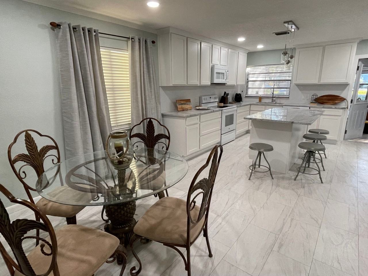 11445 West Riverhaven Drive - Photo 3 of 23