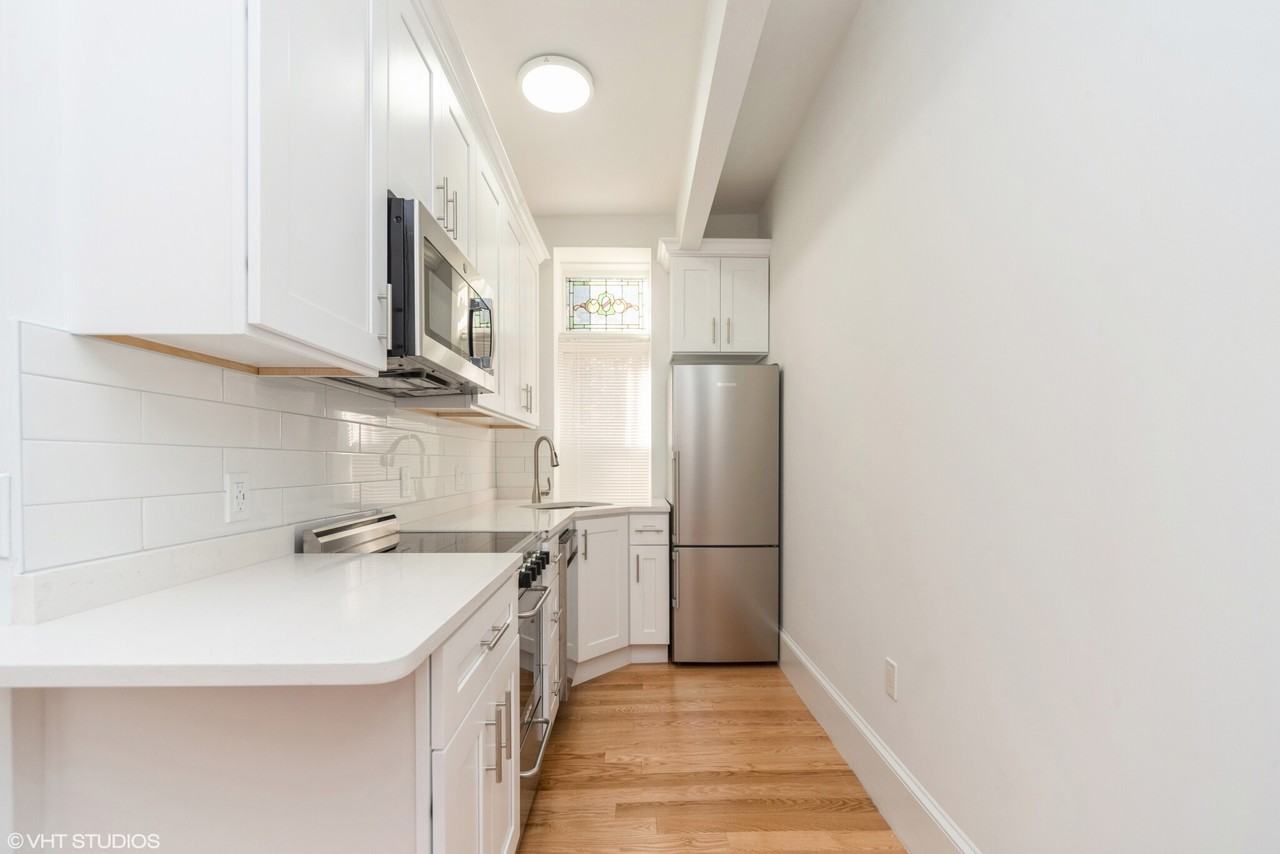 178 Hemenway St #4 - Photo 4 of 12