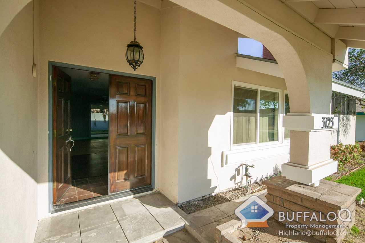 3123 Valaria Dr - Photo 3 of 15