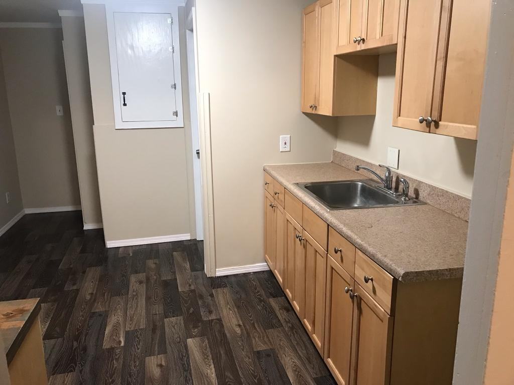 805 Emery St #NA - Photo 2 of 5