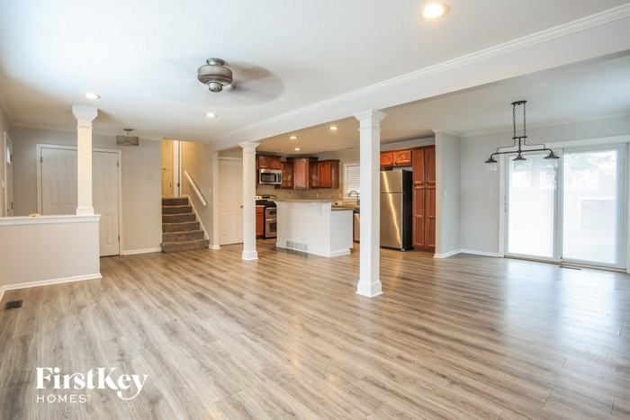 1225 Ne 80th Ter - Photo 3 of 15