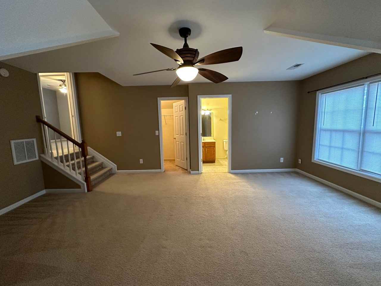 303 Princess Anne Cir - Photo 6 of 24