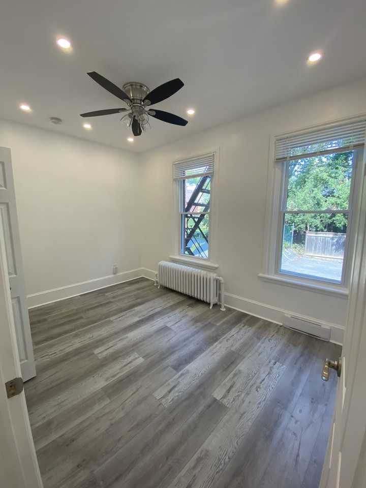 471 Somerset Street West #2 - Photo 3 of 9