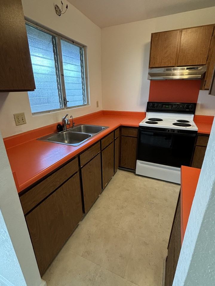 98-833 Noelani St #152