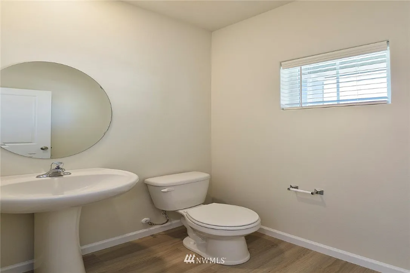 31616 Winston St Se - Photo 3 of 16