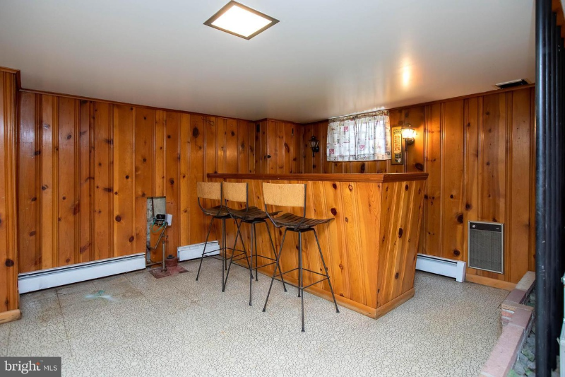 130 7th Ave - Photo 5 of 6