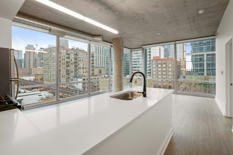 39 E 14th St - Photo 4 of 15