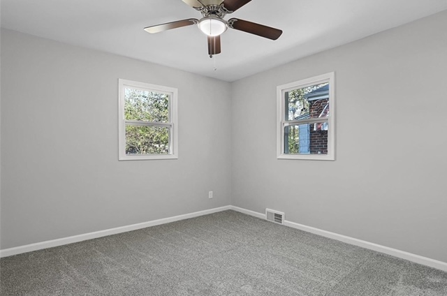 4509 Penrose St - Photo 3 of 14