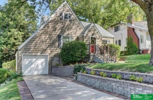 featured image of 4544 Mason St