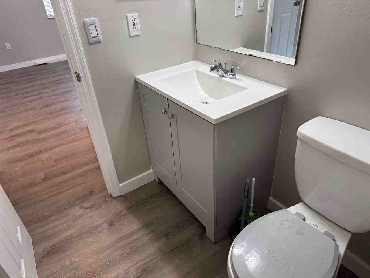 927 33rd Ave W - Photo 7 of 21