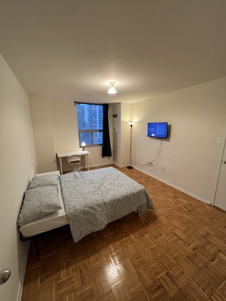 140 Carlton Street #0