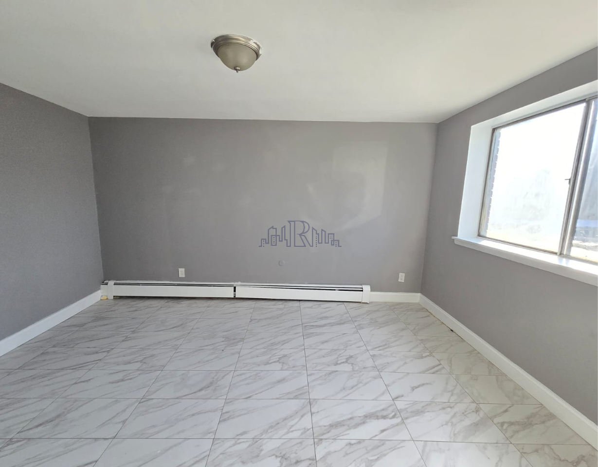 104 Montclair Avenue #5 - Photo 3 of 6
