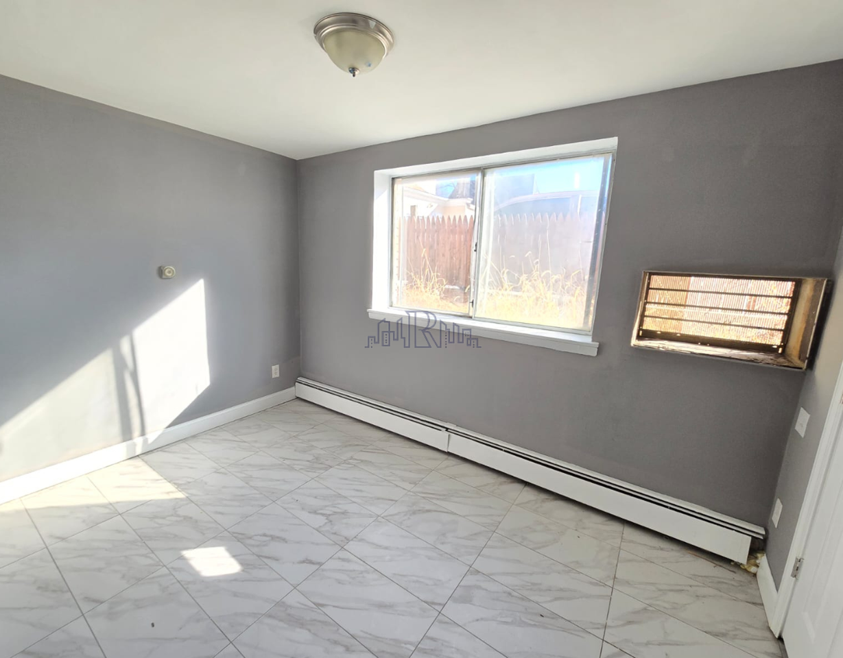 104 Montclair Avenue #5 - Photo 4 of 6