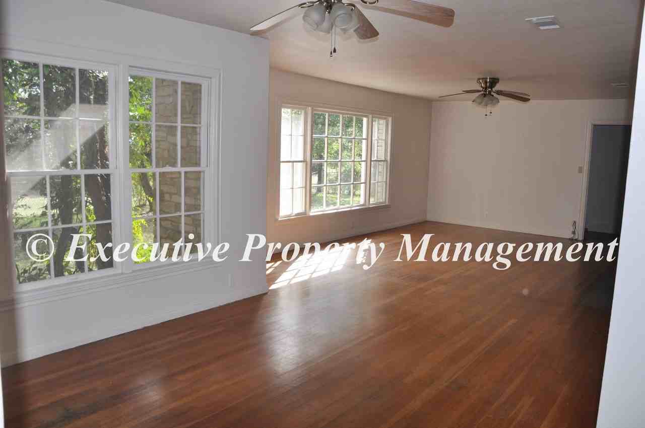 3484 County Road 4390 - Photo 2 of 11