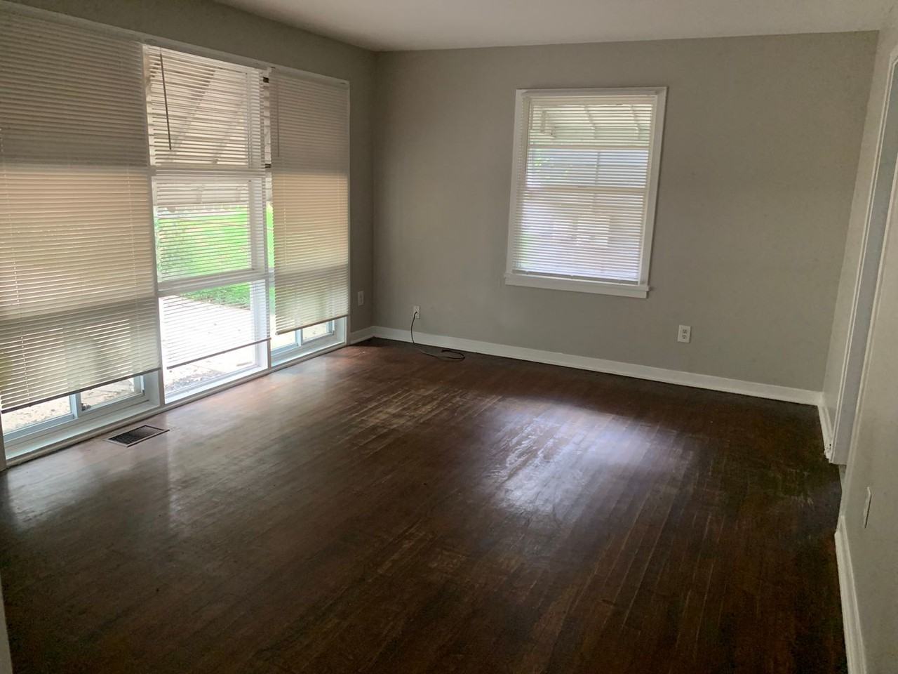 3048 Harold Ave Se - Photo 7 of 8