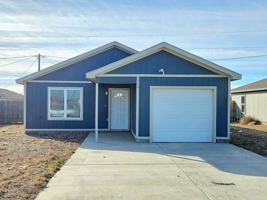 featured image of 2204 E 10th St