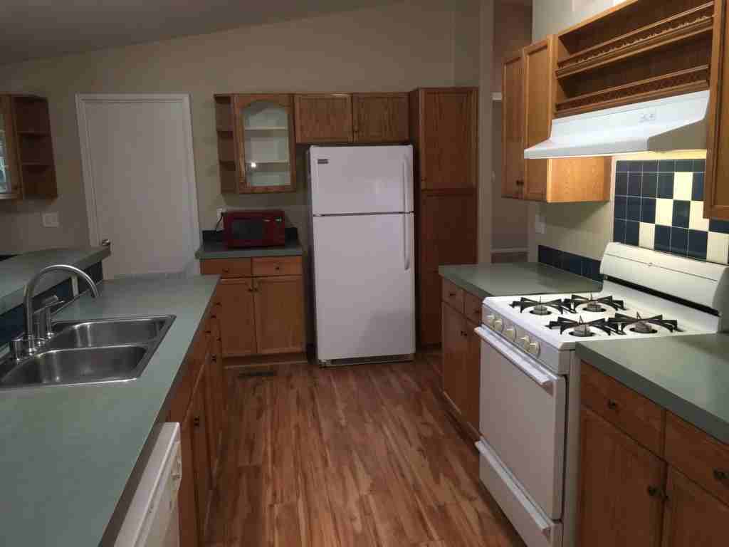 13210 Wagon Wheel Rd Se #1 - Photo 7 of 16