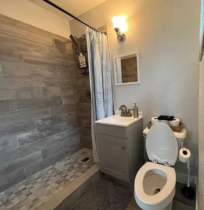 709 W Bayshore Dr #NA - Photo 2 of 11