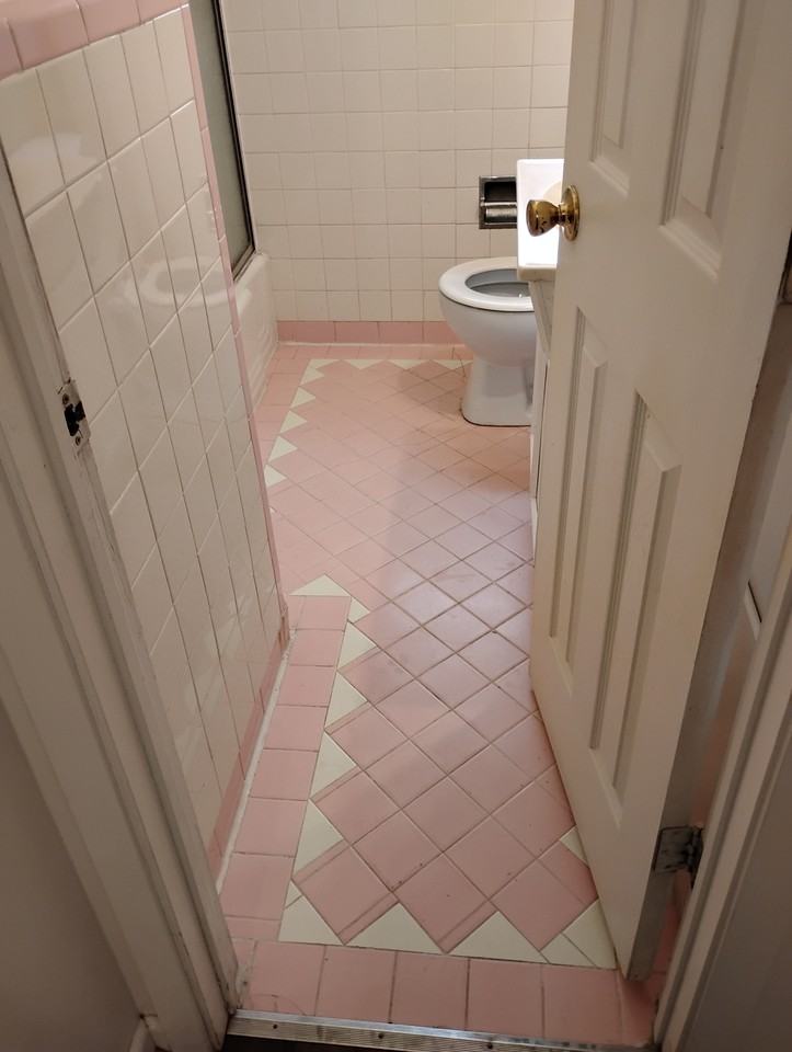 1006 S 21st St #NA - Photo 7 of 11