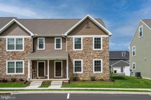 featured image of 810 Byler Cir #810