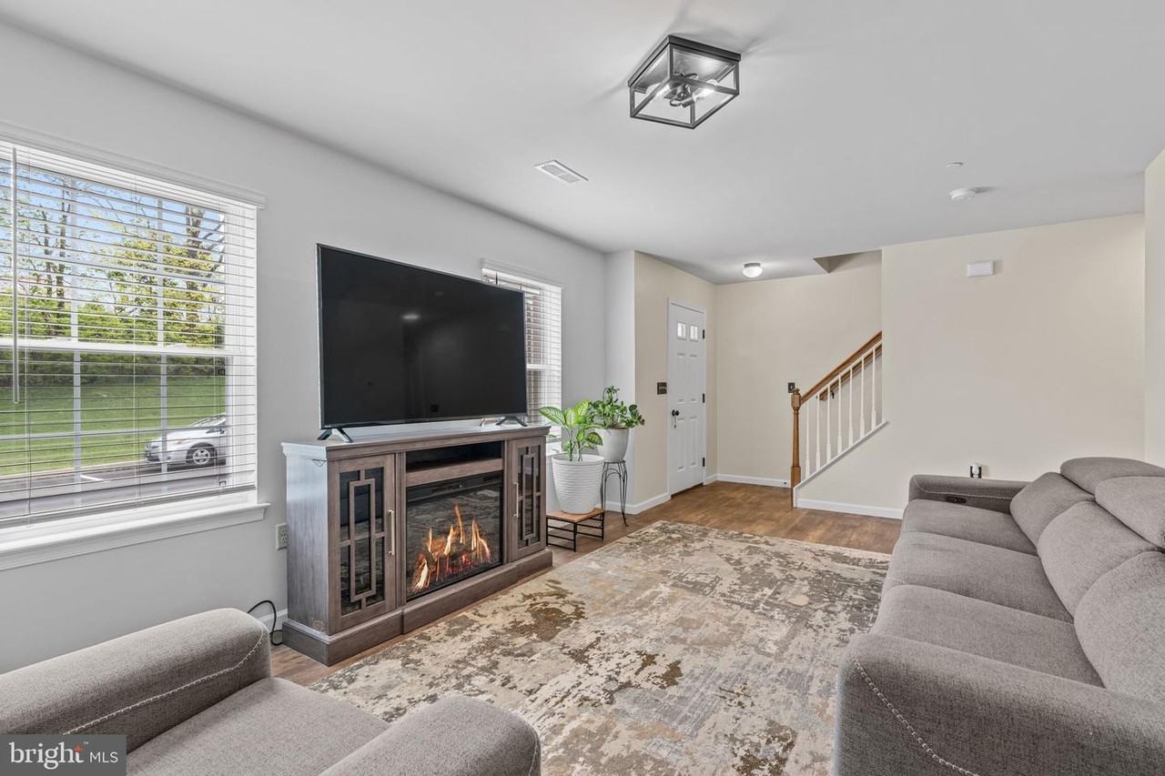 810 Byler Cir #810 - Photo 2 of 41