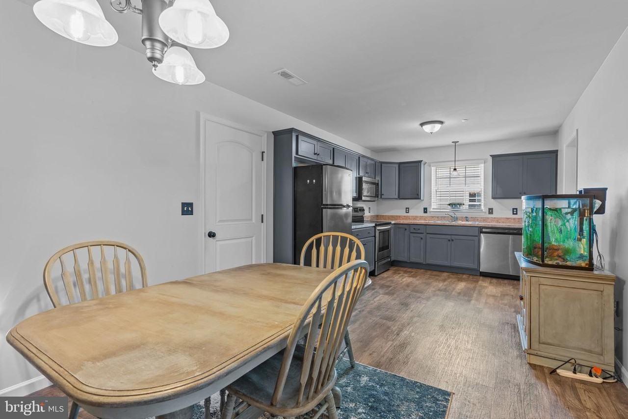 810 Byler Cir #810 - Photo 4 of 41