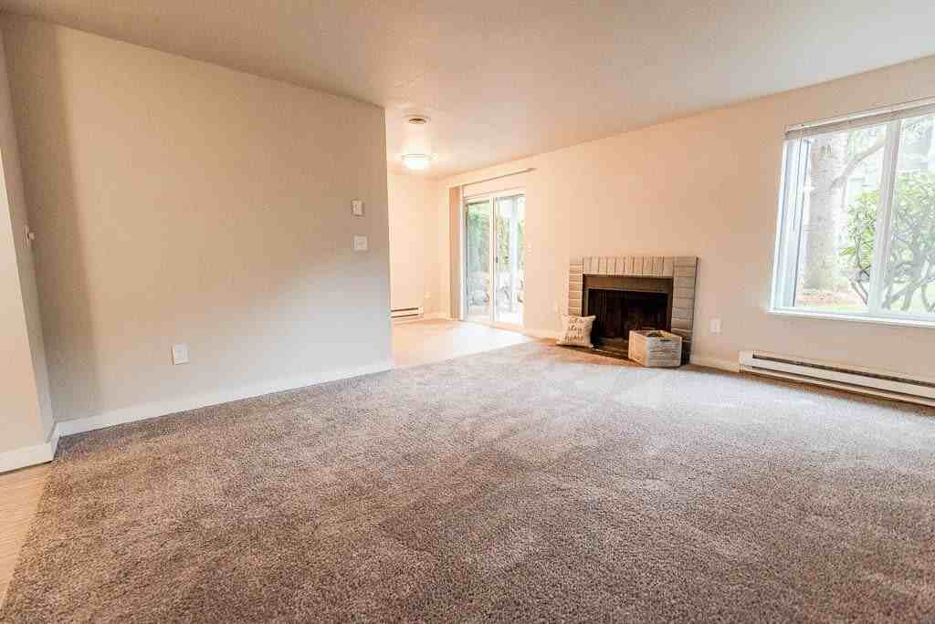 Notch 8 Apartments - Photo 2 of 16