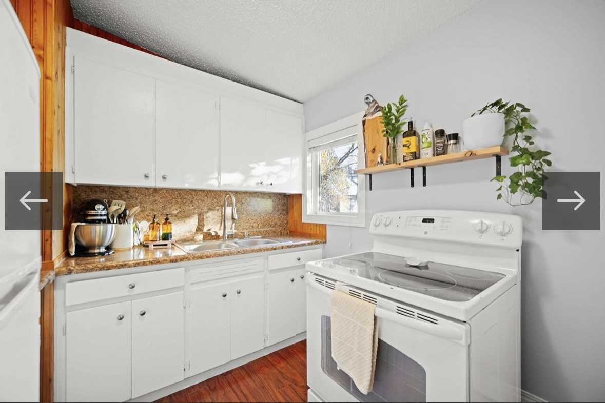 947 Winakwa Road - Photo 2 of 13