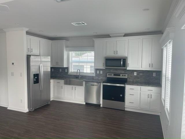 2346 Druid Rd E #0717 - Photo 2 of 19