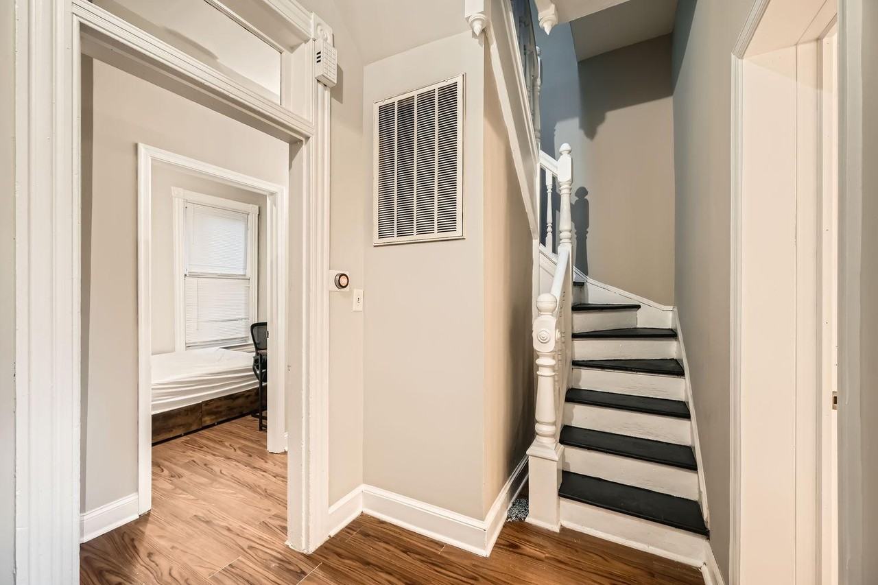 N Luzerne Ave - Photo 6 of 7