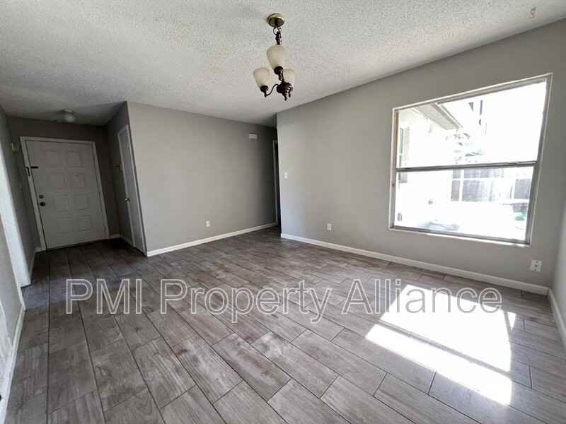 5270 Warrior Ln - Photo 4 of 20