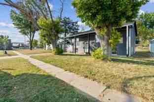 1638 47th St Ne - Photo 1 of 1