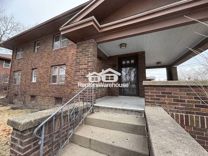 1201 34th St - Photo 2 of 16