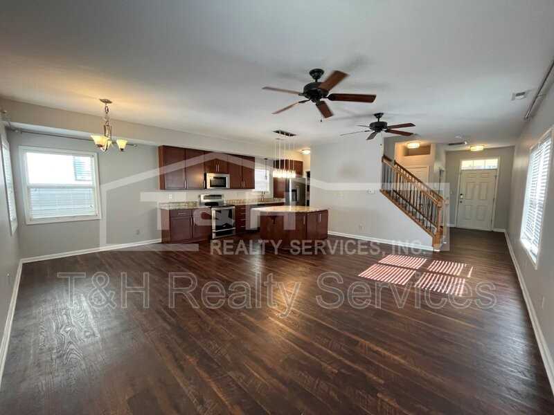 2030 N College Ave - Photo 7 of 30