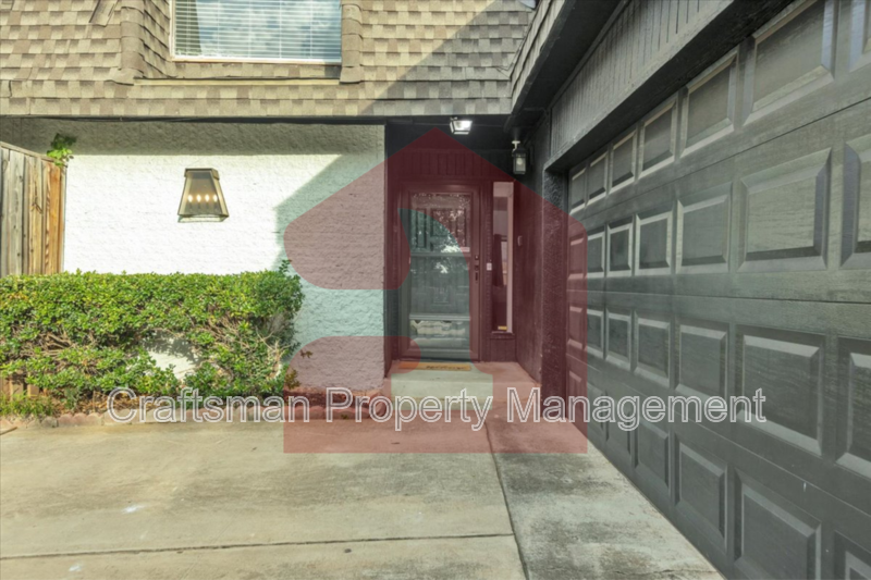 13128 Green Valley Dr #8 - Photo 2 of 19