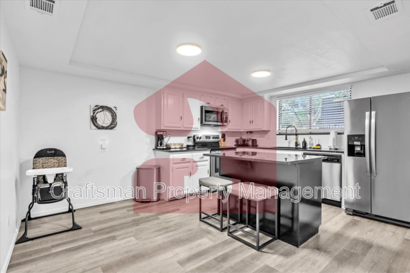 13128 Green Valley Dr #8 - Photo 4 of 19