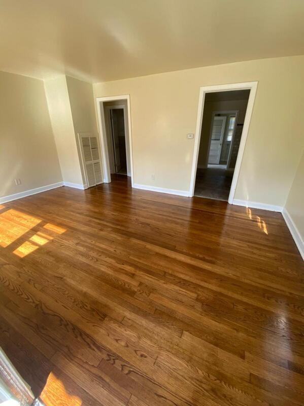 804 Pensacola Ave - Photo 2 of 9