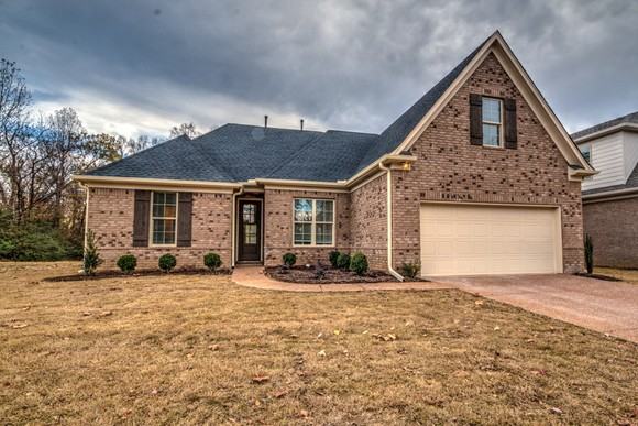 7957 Country Lake Dr - Photo 2 of 32